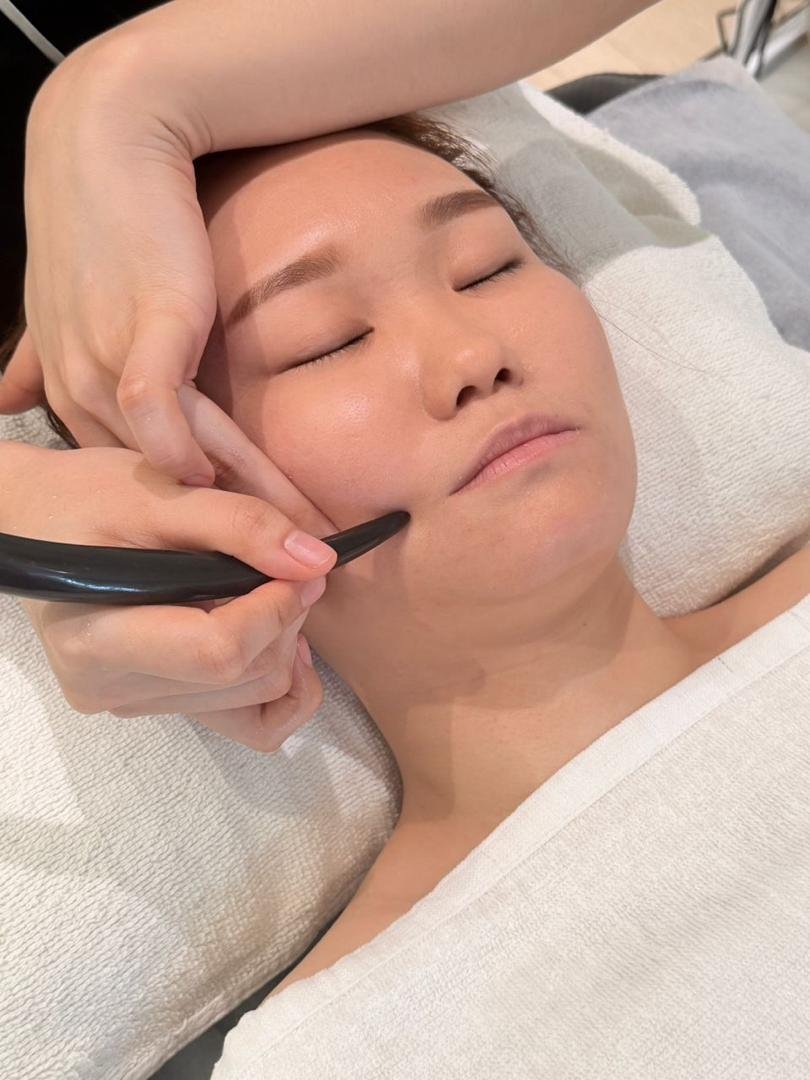 Facial care and rejuvenation at Issime Beauty